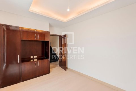 Townhouse in Silver Springs, DAMAC Hills (Akoya by DAMAC), Dubai 6 bedrooms, 291.07 sq.m. № 136760 - photo 16