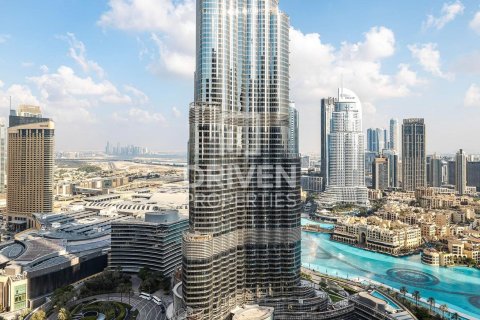 Apartment in The Address Residences Dubai Opera, Downtown Dubai (Downtown Burj Dubai), Dubai 3 bedrooms, 156.17 sq.m. № 136753 - photo 2