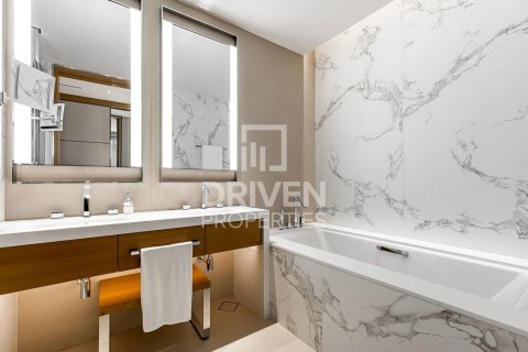 Apartment in The Address Residences Dubai Opera, Downtown Dubai (Downtown Burj Dubai), Dubai 3 bedrooms, 156.17 sq.m. № 136753 - photo 12