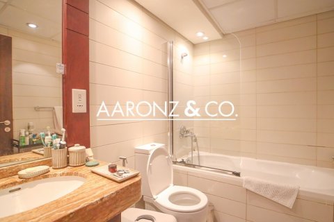 Apartamento en Downtown Dubai (Downtown Burj Dubai), Dubai, 1 dormitorio, 68 m², № 94334 - foto 11