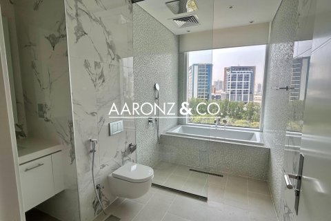 Apartment in Seventh Heaven, Al Barari, Dubai 2 bedrooms, 247 sq.m. № 94333 - photo 7