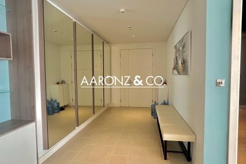 Apartment in Seventh Heaven, Al Barari, Dubai 2 bedrooms, 247 sq.m. № 94333 - photo 6