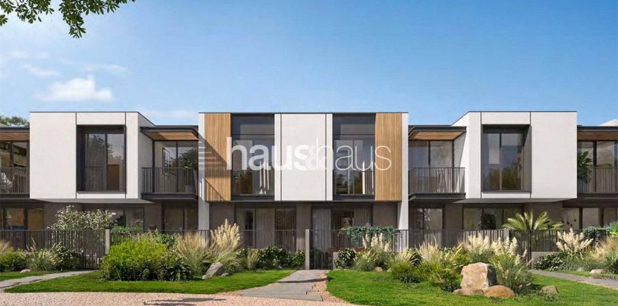 Townhouse in Dubai Land, Dubai 4 bedrooms, 289 sq.m. № 44135