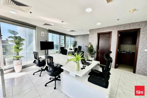 Офис в Дубае, 56.4м², № 111403