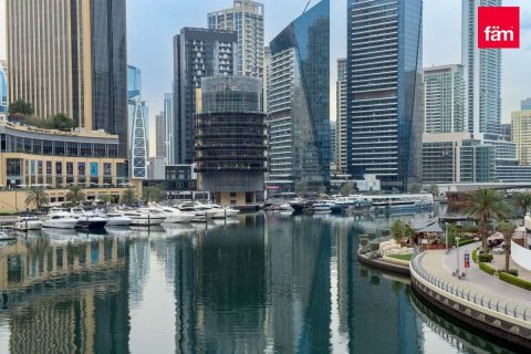 Appartement à Dubai Marina, Dubai, 3 chambres, 219.6 m², № 111410 - photo 2