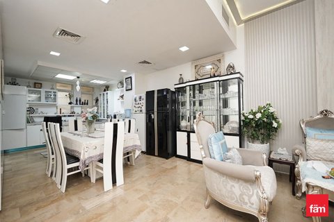 Villa en Dubai, 5 dormitorios, 165.5 m², № 69553 - foto 7