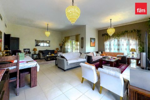 Apartment in Dubai 3 bedrooms, 295.4 sq.m. № 69554 - photo 13