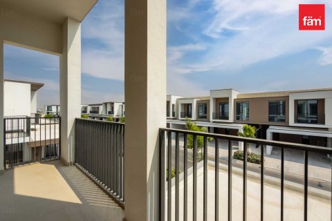 Villa in Dubai 4 bedrooms, 249.7 sq.m. № 139456 - photo 10