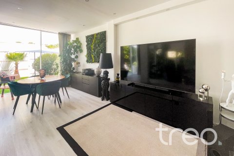Снять в аренду виллу в The Springs, Дубай: 2 спальни, 156.63м², № 119933 - фото 2