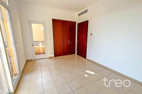 Снять в аренду виллу в Арабиан Ранчес, Дубай: 2 спальни, 206.15м², № 119928 - фото 9