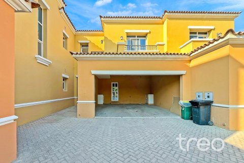Снять в аренду виллу в Арабиан Ранчес, Дубай: 2 спальни, 206.15м², № 119928 - фото 4