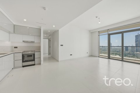 Квартира в Дубае, 2 спальни, 111.76м², № 119932