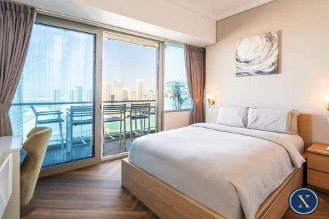 Apartment in Dubai Marina, Dubai 3 bedrooms, 163 sq.m. № 45969 - photo 15