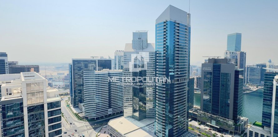 Apartment in Imperial Avenue, Downtown Dubai (Downtown Burj Dubai), Dubai 3 bedrooms, 179 sq.m. № 73345