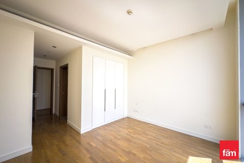 Apartment in Al Wasl, Dubai 4 bedrooms, 323.6 sq.m. № 59783 - photo 21