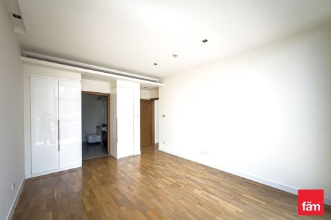 Apartment in Al Wasl, Dubai 4 bedrooms, 323.6 sq.m. № 59783 - photo 9
