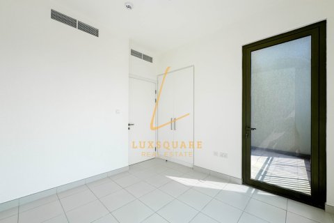 Villa in Dubai South (Dubai World Central), Dubai 3 bedrooms, 163 sq.m. № 89063 - photo 6