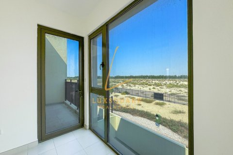 Villa in Dubai South (Dubai World Central), Dubai 3 bedrooms, 163 sq.m. № 89063 - photo 26