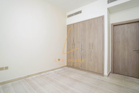 Townhouse in DAMAC Hills (Akoya by DAMAC), Dubai 4 bedrooms, 169 sq.m. № 89065 - photo 27
