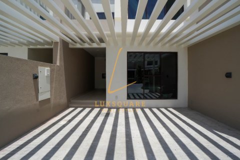 Townhouse in DAMAC Hills (Akoya by DAMAC), Dubai 4 bedrooms, 169 sq.m. № 89065 - photo 6