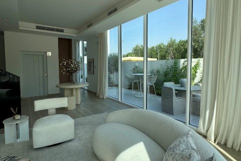 Villa in Dubai 4 bedrooms, 459.14 sq.m. № 93809 - photo 3