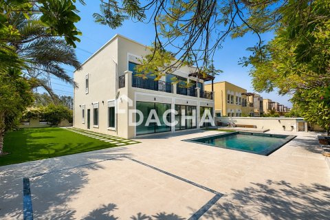 Villa en Jumeirah Village Triangle, Dubai, 5 dormitorios, 434 m², № 141360