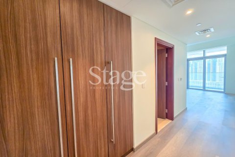 Apartment in IMPERIAL AVENUE in Downtown Dubai (Downtown Burj Dubai), Dubai 3 bedrooms, 188 sq.m. № 59503 - photo 6