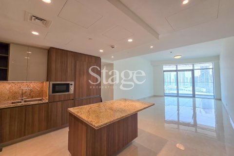 Apartment in IMPERIAL AVENUE in Downtown Dubai (Downtown Burj Dubai), Dubai 3 bedrooms, 188 sq.m. № 59503 - photo 2