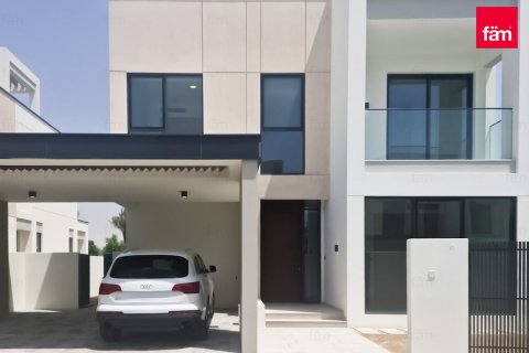 Villa in Dubai 4 bedrooms, 504.7 sq.m. № 49243 - photo 9