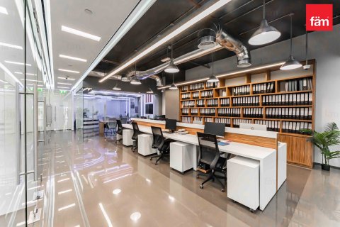 Oficina en Business Bay, Dubai, 181.7 m², № 64649 - foto 20