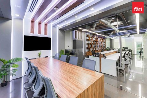 Oficina en Business Bay, Dubai, 181.7 m², № 64649 - foto 17