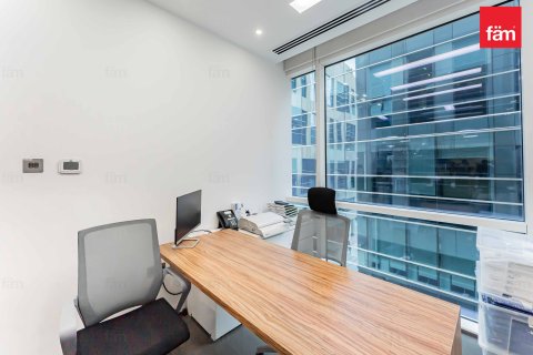 Oficina en Business Bay, Dubai, 181.7 m², № 64649 - foto 28