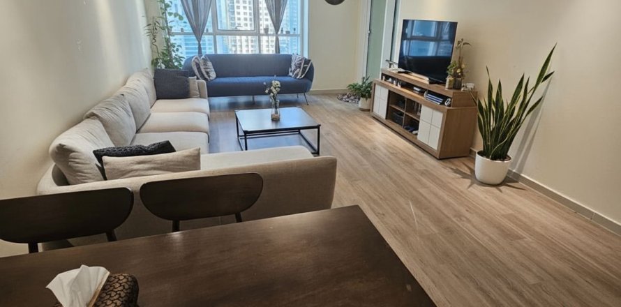 Квартира в Дубае, 2 спальни, 107.1м², № 58947