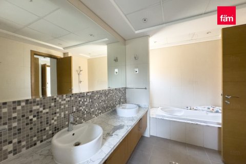 Villa in Dubai 5 bedrooms, 800 sq.m. № 58950 - photo 18