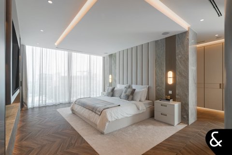 Купить виллу в Дубае: 5 спален, 845м², № 74567 - фото 29