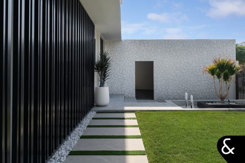 Купить виллу в Дубае: 5 спален, 845м², № 74567 - фото 6