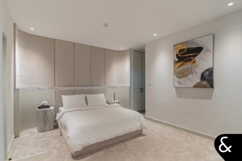 Купить виллу в Дубае: 5 спален, 845м², № 74567 - фото 23