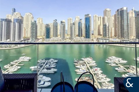 Apartamento en Vida Residences Dubai Marina, Dubai Marina, Dubai, 3 dormitorios, 154 m², № 74569 - foto 1