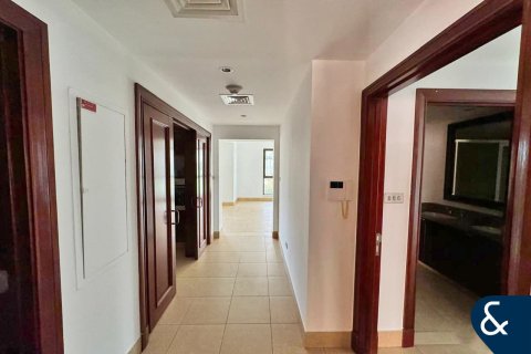 Купить квартиру в Zanzebeel, Old Town, Дубай: 2 спальни, 132м², № 74571 - фото 1