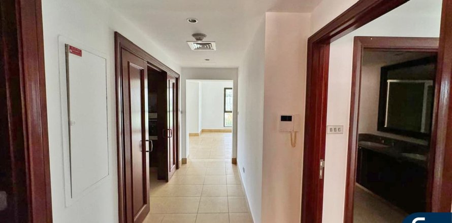 Квартира в Zanzebeel, Old Town, Дубай, 2 спальни, 132м², № 74571