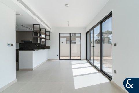 Villa en Tilal Al Ghaf, Dubai, 5 dormitorios, 317 m², № 74568 - foto 1