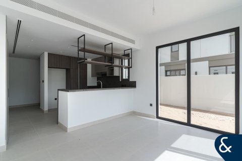 Villa en Tilal Al Ghaf, Dubai, 5 dormitorios, 317 m², № 74568 - foto 2