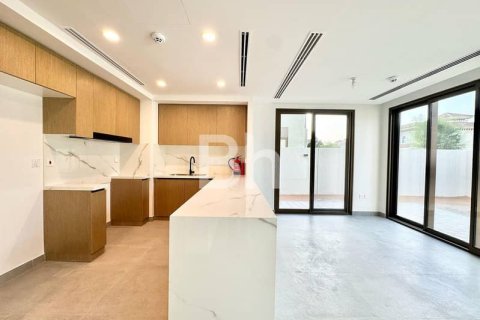 فيلا في Dubai Land, دبي 4 غرف نوم, 289 م² رقم 22071 - صورة 2