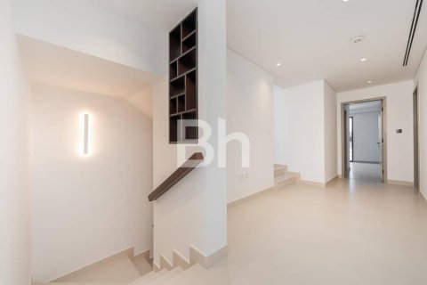 Снять в аренду таунхаус в Tilal Al Ghaf, Дубай: 4 спальни, 317м², № 22089 - фото 5
