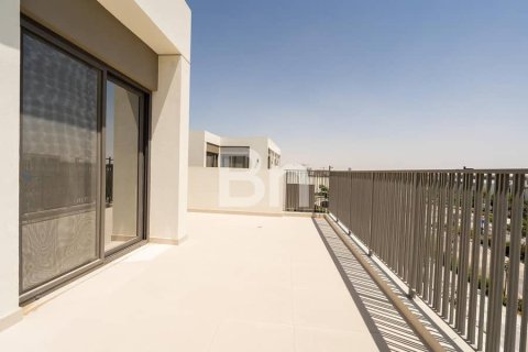 Снять в аренду таунхаус в Tilal Al Ghaf, Дубай: 4 спальни, 317м², № 22089 - фото 27