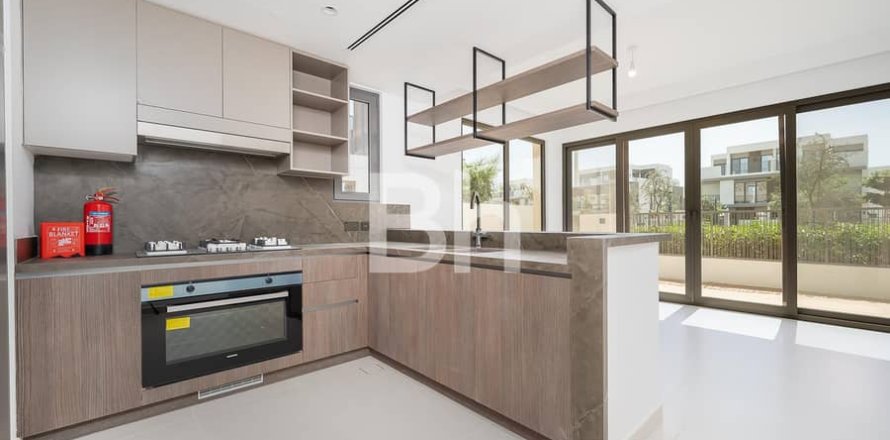 Таунхаус в Tilal Al Ghaf, Дубай, 4 спальни, 317м², № 22089