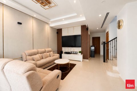 Townhouse in Dubai 2 bedrooms, 197.1 sq.m. № 111814 - photo 10