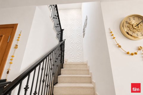 Townhouse in Dubai 2 bedrooms, 197.1 sq.m. № 111814 - photo 6