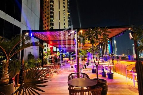 Commercial property in Business Bay, Dubai 528 sq.m. № 38962 - photo 4
