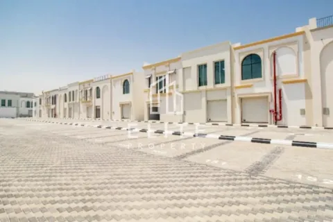 Building in Dubai 20026 sq.m. № 38950 - photo 1